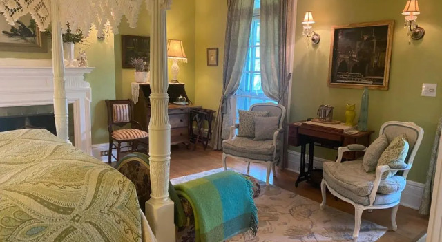 Номер Deluxe Montrose Inn