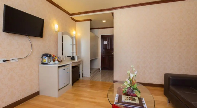 Полулюкс Korat Hotel - SHA Plus
