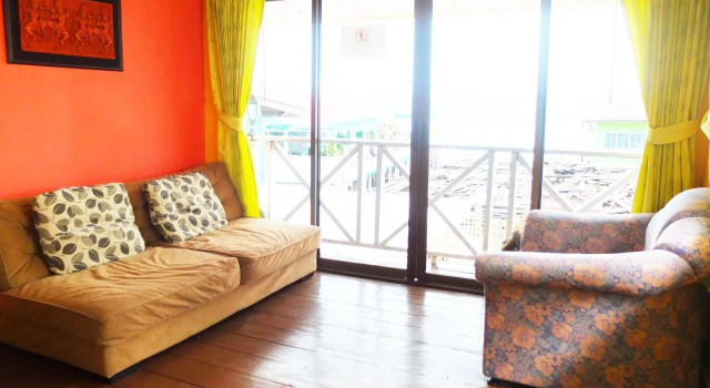 Baan Romruen Homestay
