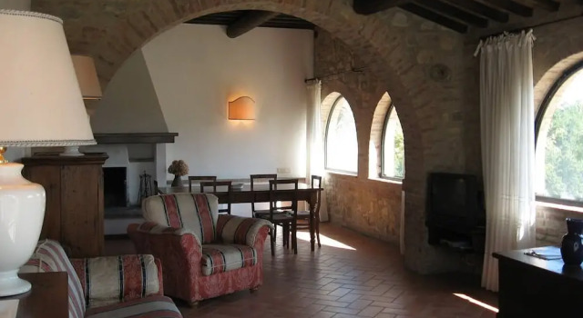Апартаменты с 3 комнатами с видом на окрестности Agriturismo Chieteno con piscina e AC- Cetona