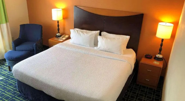 Студия Country Inn & Suites by Radisson, Fayetteville I-95, NC