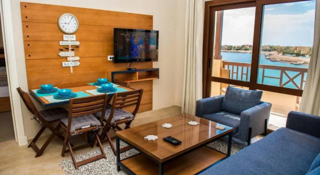 El Gouna Luxurious 2BR + Pool, Lagoon view in Sabina, Prenota Appartamento El Gouna 