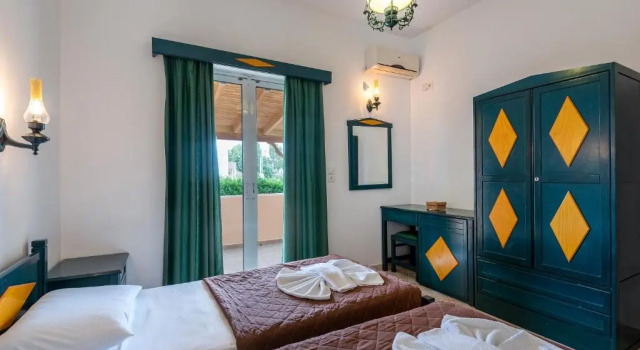 Четырёхместный номер Standard Cirillo Family Hotel-Christinas Studios