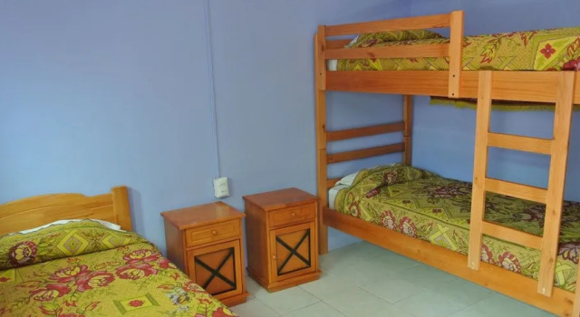 Кровать в общем номере Hostal La Florida - Hostel