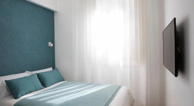 Small Double room Four Elements BB