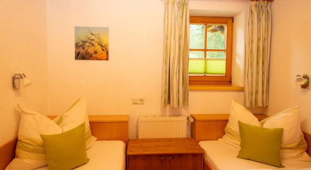 Haus Silberdistel, Rezerwuj Hotel Hotele w Schladming - Dachstein z parkingiem, Parking
