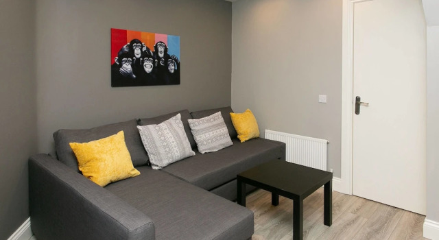 11 College Place North, Забронировать Дом для отпуска Виллы Белфаста, рядом с Тюрьма-музей Крамлин-Роуд, Вилла