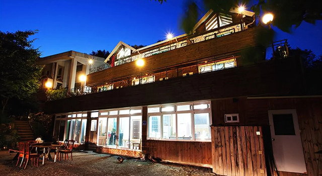 Nami Island Starry Glow Pension