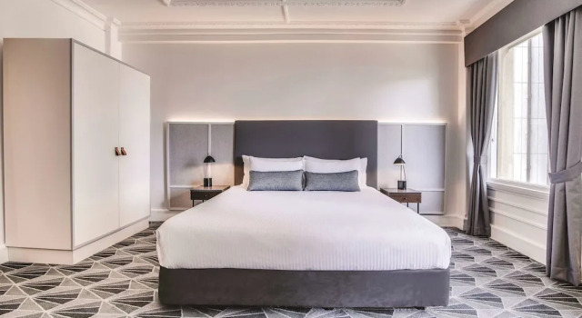 Двухместный номер Deluxe Station View The Savoy Hotel on Little Collins Melbourne