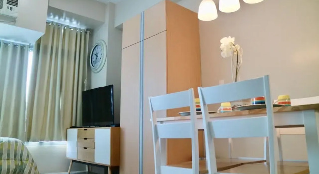 Eastwood Le Grand Tower 3, Забронировать Отель Кесон-Сити 