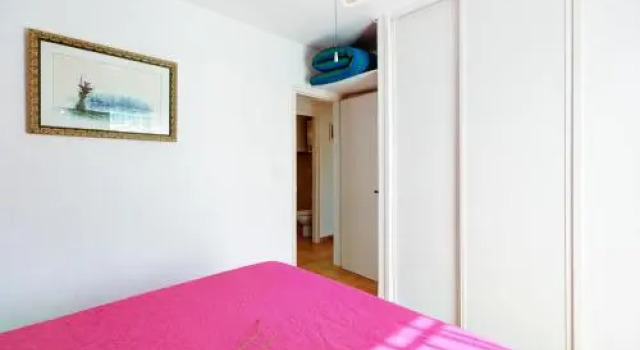 Apartamento con jardín y parking cerca del mar en Roses