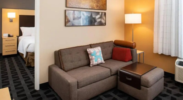 Двухместный люкс TownePlace Suites by Marriott Bakersfield West