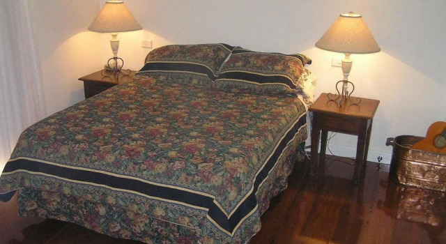 Captain's Cottage Bed & Breakfast, Забронировать Дом для отпуска Отели Моама с парковкой, Парковка