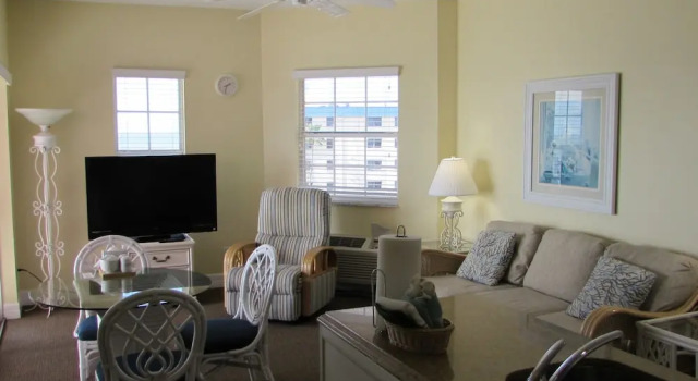 Апартаменты Edison Beach House