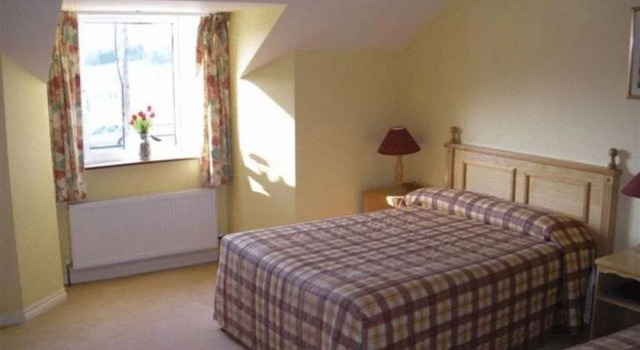 Brass Lantern Townhouse, Book Hotel Hotels in Kerry with Parking, Parking