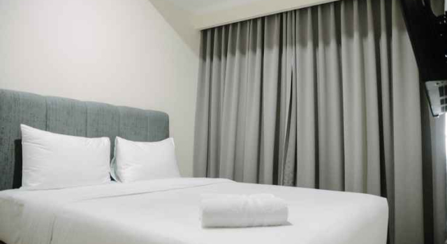 2BR Deluxe and Pleasant Menteng Park Apartment By Travelio, Забронировать Апартаменты/квартира Ментенг Джакарта, рядом с Парк Таман Суропати