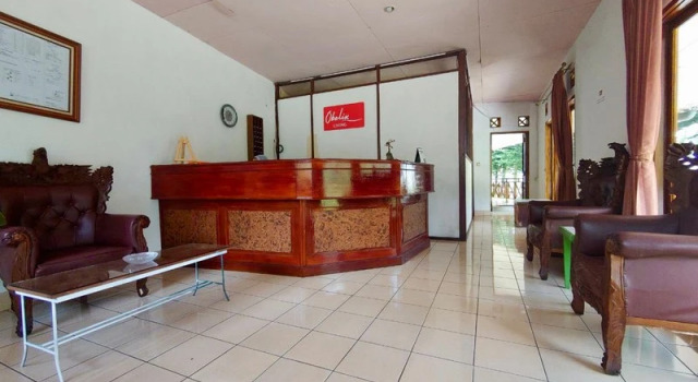 Suite Urbanview Hotel Griya Astoeti 2 Cisarua Puncak