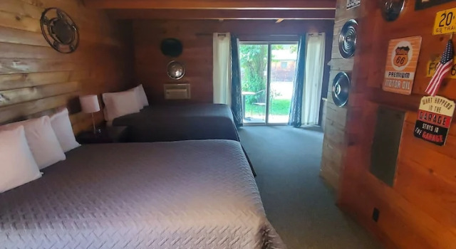 Четырёхместный номер Standard Virginian Resort