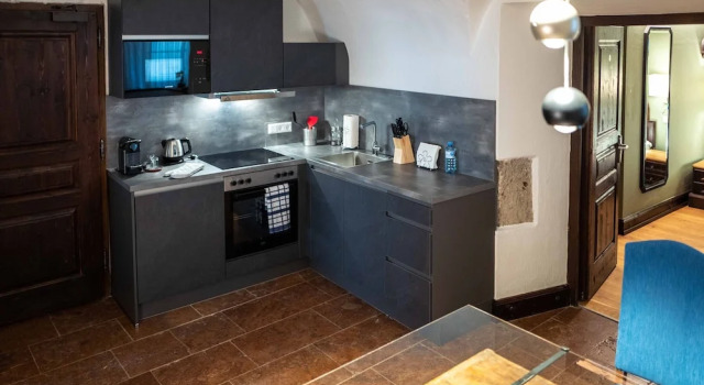 Четырёхместные апартаменты Deluxe Altstadt Hotel Stadtkrug