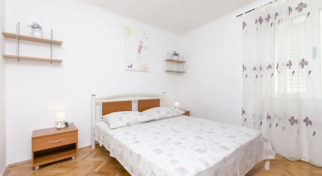 Apartments Dasa, Забронировать Апартаменты/квартира Апартаменты Примоштен, рядом с Общественный Пляж Порат, Апартаменты/квартира