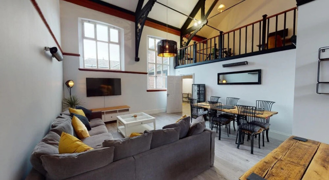 Hu1 Boutique City Apartment - Sleeps 6