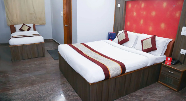 Holidays Dollars Grand by OYO Rooms, Rezerwuj Hotel Tirupati Andhra Pradesh