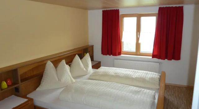 Bauernhof Schwendehof, Book Hotel Hotels in Vorarlberg with Parking, Parking