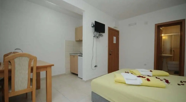 Апартаменты Andjela Apartments