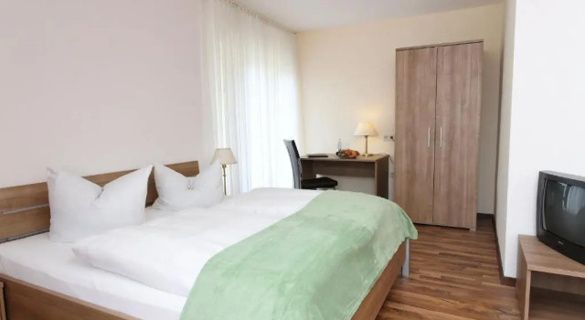 Апартаменты Luckai Hotel & Restaurant Inhaber Dennis Burmann