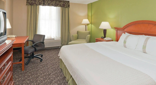 Quality Inn & Suites Downtown Mansfield, Rezervovat Hotel Mansfield Ohio