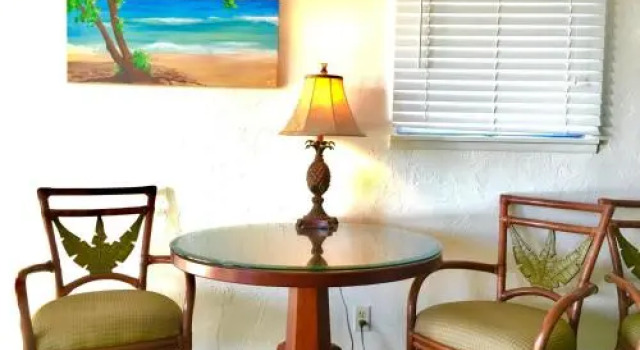 Plantation Hale J16, 2nd Floor, End Unit