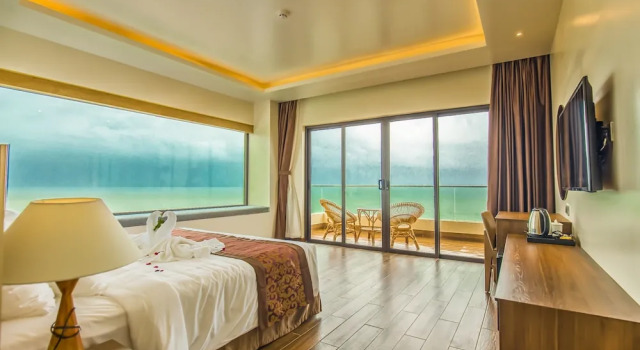 Двухместный номер Deluxe с балконом и с панорамным видом Coral Bay Resort