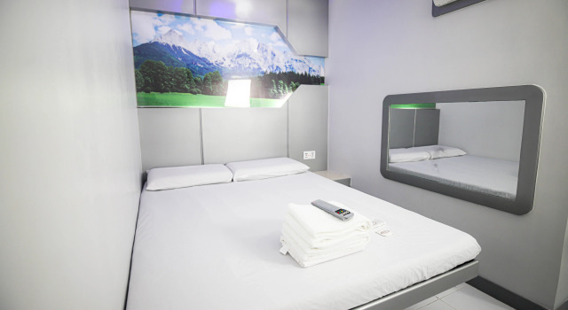 Номер Deluxe Astrotel Calamba