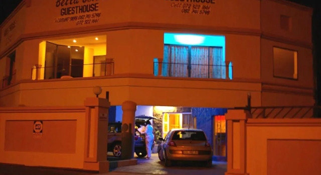Bella Bonnie Guest House, Забронировать Гостевой дом Гостевые дома Эмалахлени, Гостевой дом