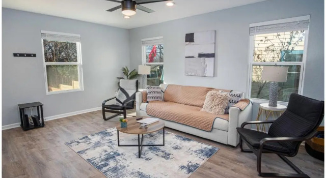 Коттедж с 4 комнатами Adorable 4BR 2BA Close to Riverwalk and Downtown