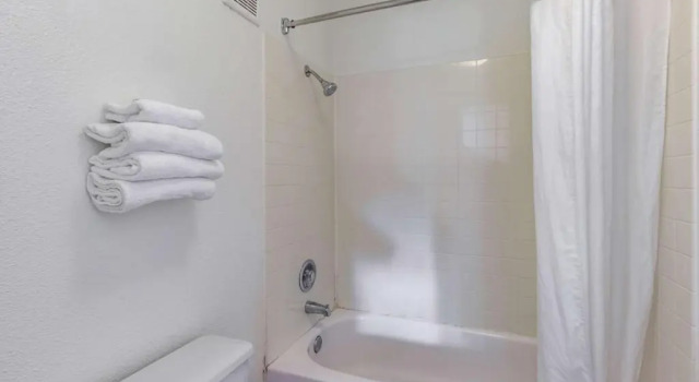 Четырёхместный номер Standard Motel 6-Beaverton, OR