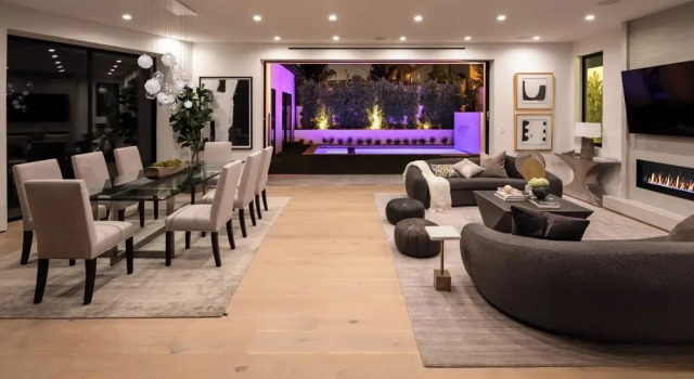 Casa Zenithia by Oraklus, Забронировать Отель Лос-Анджелес Большой Лос-Анджелес, рядом с Petersen Museum