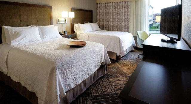 Номер Standard Hampton Inn Green Bay Downtown
