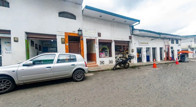 Ayenda Pakande
