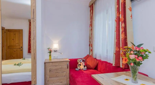 Семейный номер Standard с балконом Hotel - Pension Ötzmooshof