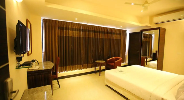 Hotel Venition Inn, Boek Hotel Hotels in Tamil Nadu met zwembad, Zwembad