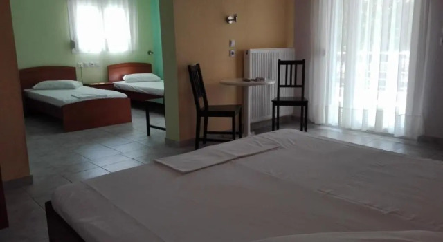 Четырёхместный номер Standard Familia Hotel