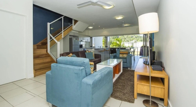 Beachside Apartment 10, Book Lejlighed Lejligheder i Magnetic Island, Lejlighed