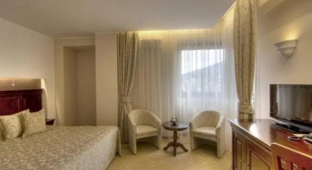 Poiana Brasov, ALPIN RESORT Hotel, APARTHOTEL 609, Забронировать Курортный отель Курортные отели Пояна-Брашова, рядом с Bradul Ski Slope, Курортный отель