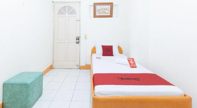 Одноместный номер Standard RedDoorz near East Avenue Medical Center