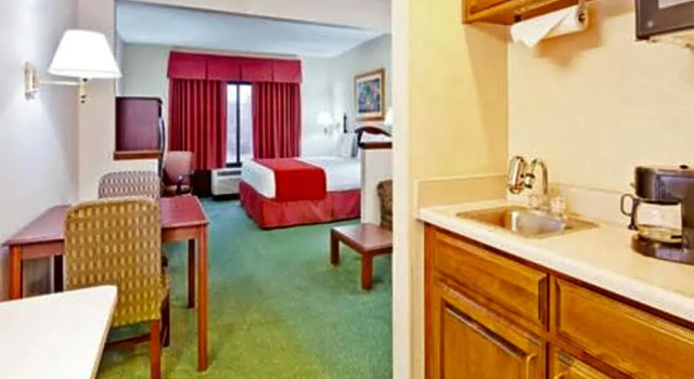 Двухместный номер Standard Auburn Place Hotel & Suites Paducah