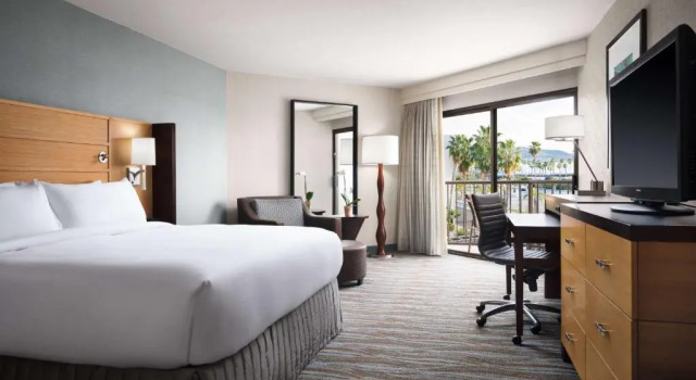 Двухместный номер с частичным видом на океан Sonesta Redondo Beach and Marina