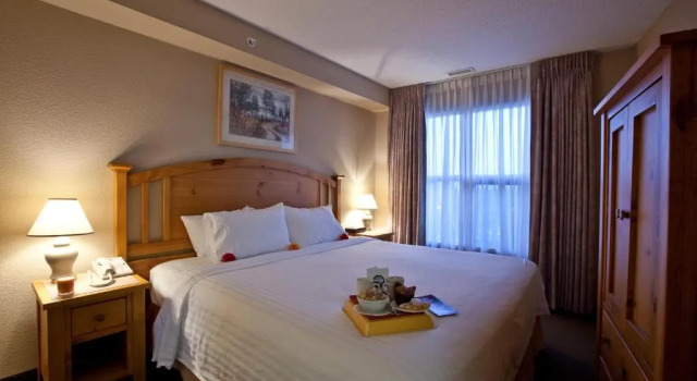 Люкс с 2 комнатами Trickle Creek Lodge