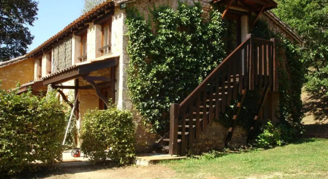 Коттедж с 3 комнатами Domaine de Gavaudun