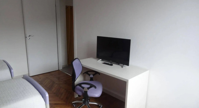 Alessias Flat - Da Vinci Apartment, Забронировать Апартаменты/квартира Отели Милана с парковкой, рядом с Порто ди Маре, Парковка